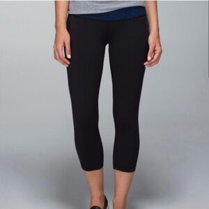 Lululemon Women's Capri Leggings in black with a blue trim